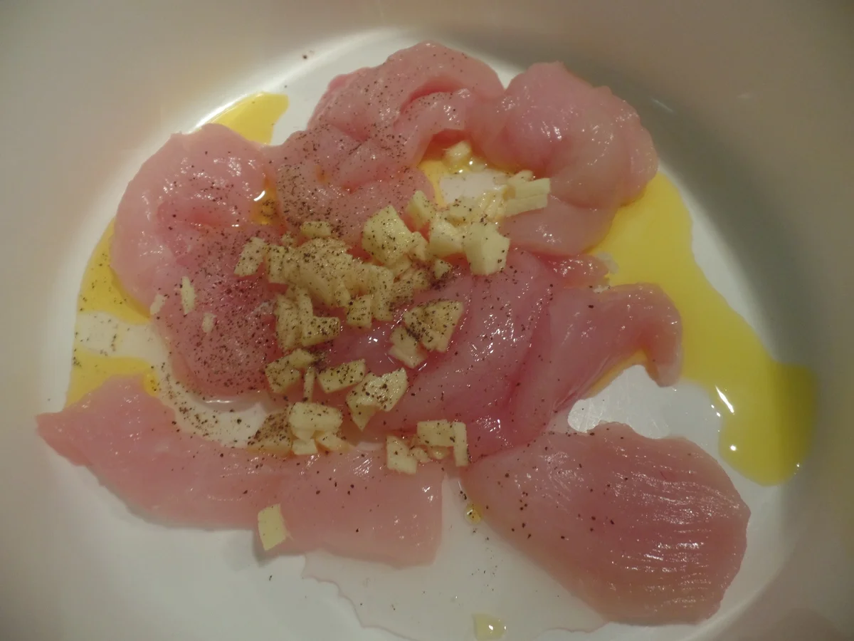 Rezept: Kokos-Spargelcremesuppe mit Mischpilzen und Ingwer-Hähnchen Bild Nr. 8141 Kokos-Spargelcremesuppe mit Mischpilzen und Ingwer-Hähnchen - Rezept - Bild Nr. 8141