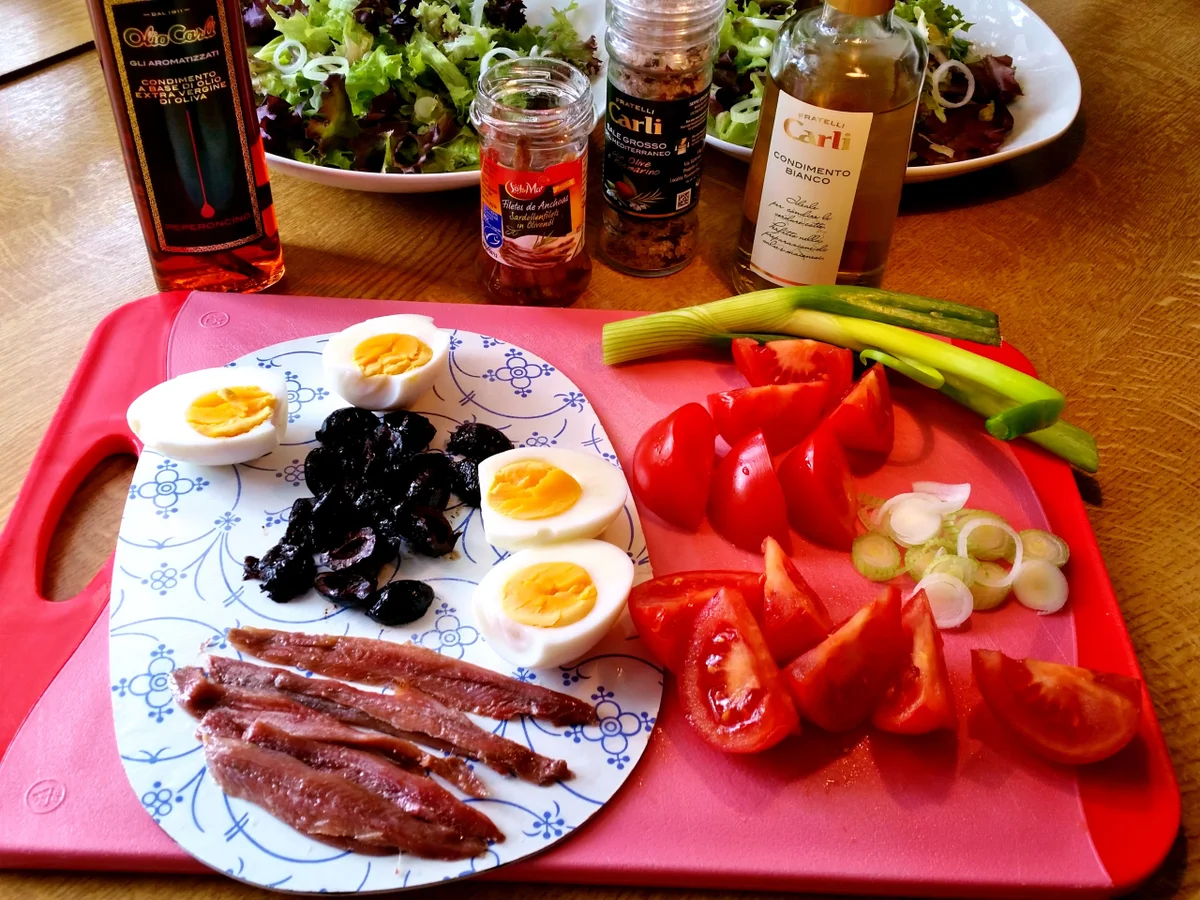 Bunter Salatteller (Hauptspeise) = kochbar Challenge 5.0 (Mai 2019) - Rezept - Bild Nr. 8143