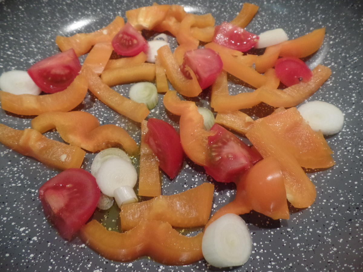 Paprika -Tomaten-Omelett - Rezept - Bild Nr. 8141