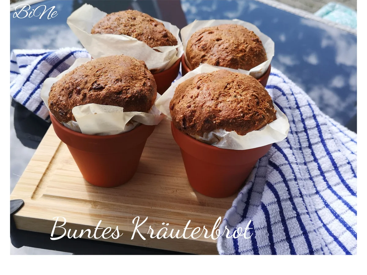 BiNe` S BUNTES KRÄUTERBROT IM BLUMENTOPF - Rezept - Bild Nr. 8