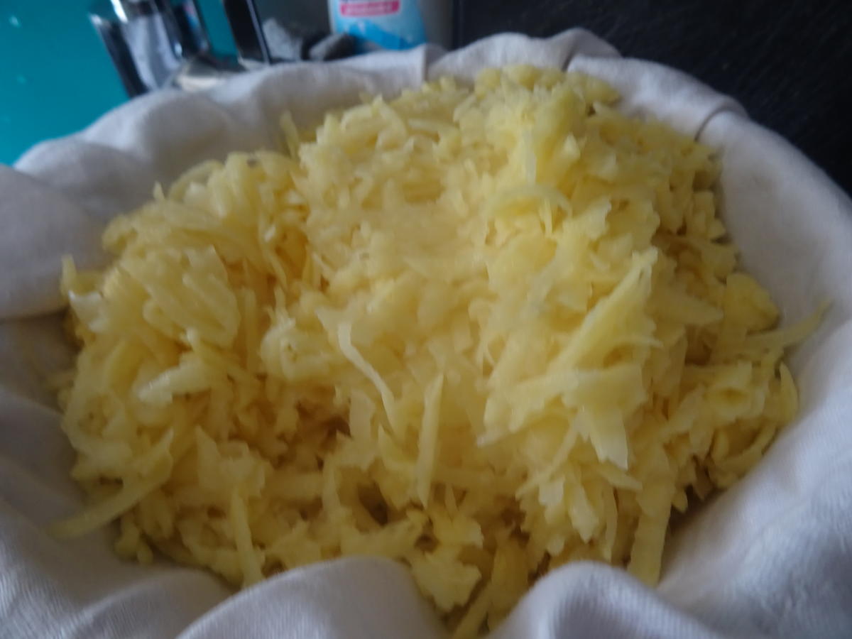 Kartoffel-Quiche mit Schnittlauch-Dip - Rezept - Bild Nr. 8152