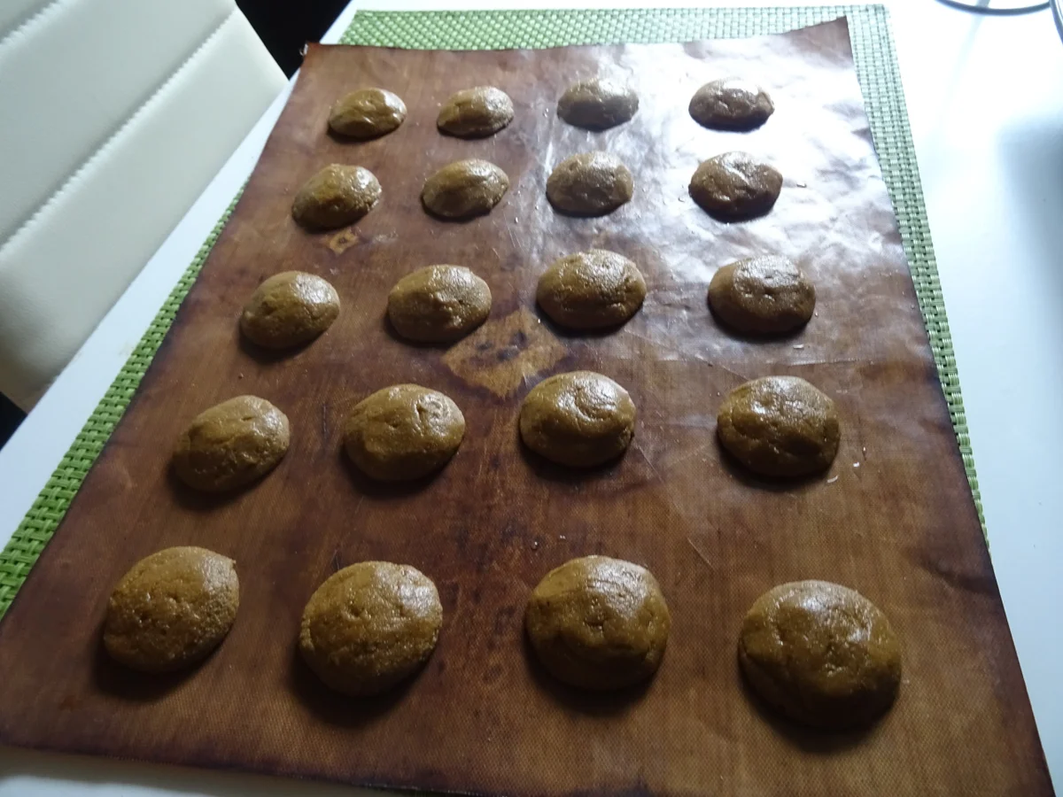 Rezept: Cappuccino-Kugeln gefüllt Bild Nr. 6 Cappuccino-Kugeln gefüllt - Rezept - Bild Nr. 6