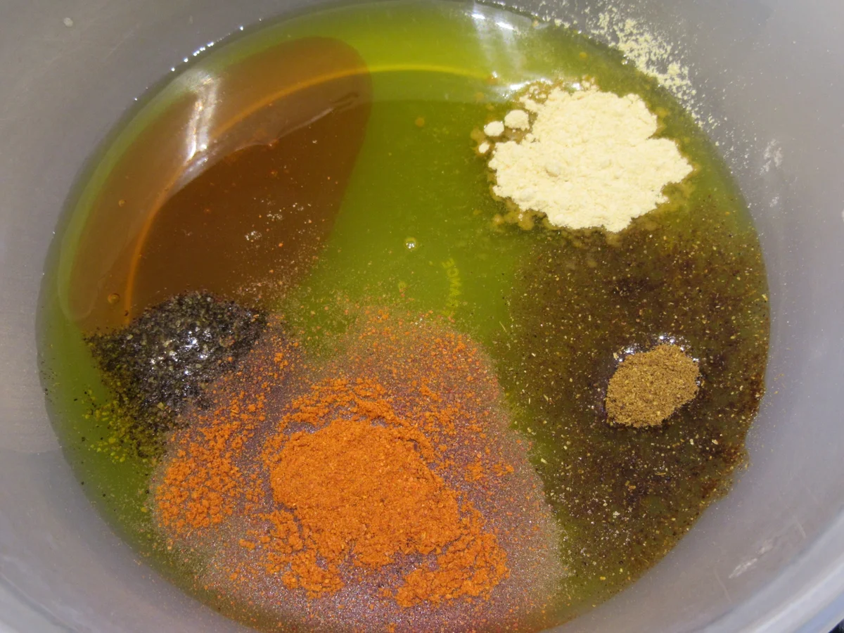 Geflügel: Hühnergeschnetzeltes mit Spargel in Kräuter-Mascarpone-Soße - Rezept - Bild Nr. 8143