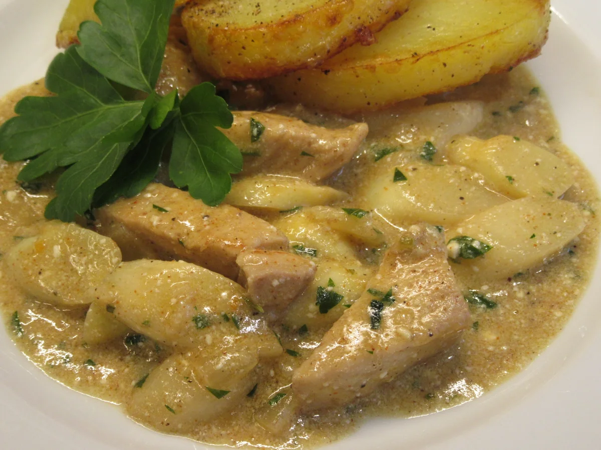 Geflügel: Hühnergeschnetzeltes mit Spargel in Kräuter-Mascarpone-Soße - Rezept - Bild Nr. 8149