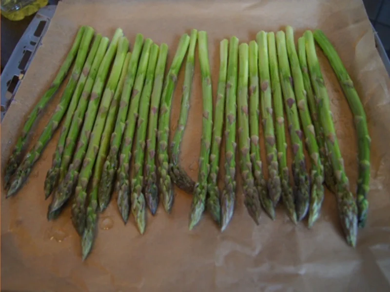 Grüner Spargel mit Cocktail Garnelen und Chili-Mango-Chutney - Rezept - Bild Nr. 4