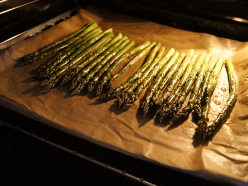 Grüner Spargel mit Cocktail Garnelen und Chili-Mango-Chutney - Rezept - Bild Nr. 6