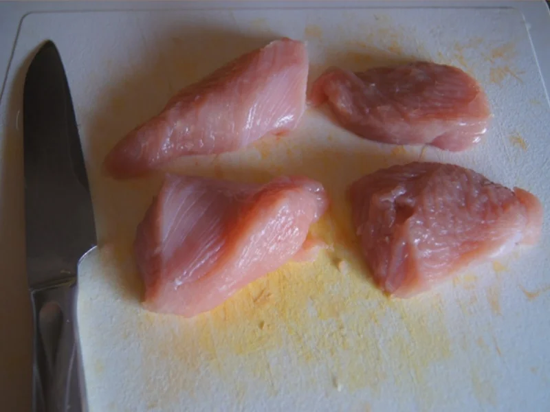 Rezept: Frittierte Putenschnitzel auf chinesischen Bratnudeln Bild Nr. 8144 Frittierte Putenschnitzel auf chinesischen Bratnudeln - Rezept - Bild Nr. 8144