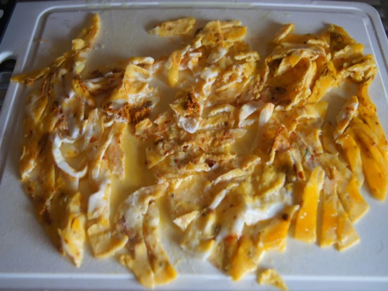 Rezept: Frittierte Putenschnitzel auf chinesischen Bratnudeln Bild Nr. 8155 Frittierte Putenschnitzel auf chinesischen Bratnudeln - Rezept - Bild Nr. 8155