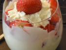 Schnelles Erdbeerdessert mit zweierlei Sahne - Rezept - Bild Nr. 2