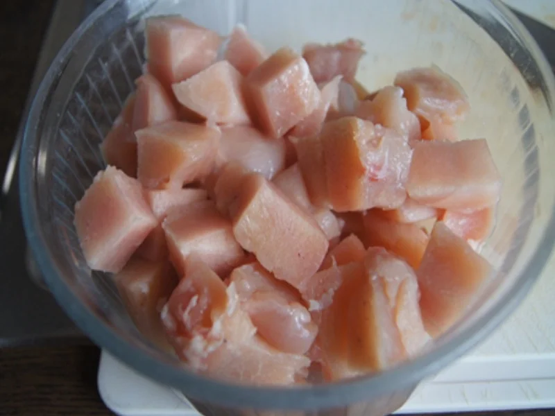 Rezept: Ausgebackene Hähnchenbrustfiletwürfel und Mie-Nudeln mit Ei und Gemüse Bild Nr. 8152 Ausgebackene Hähnchenbrustfiletwürfel und Mie-Nudeln mit Ei und Gemüse - Rezept - Bild Nr. 8152