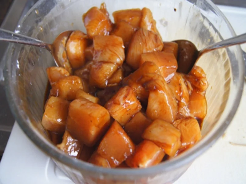 Rezept: Ausgebackene Hähnchenbrustfiletwürfel und Mie-Nudeln mit Ei und Gemüse Bild Nr. 8154 Ausgebackene Hähnchenbrustfiletwürfel und Mie-Nudeln mit Ei und Gemüse - Rezept - Bild Nr. 8154