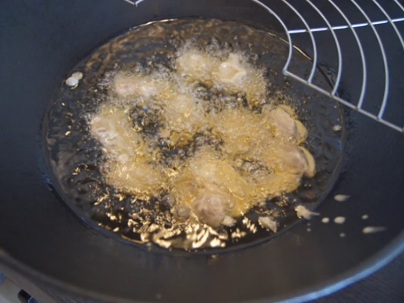 Rezept: Ausgebackene Hähnchenbrustfiletwürfel und Mie-Nudeln mit Ei und Gemüse Bild Nr. 8159 Ausgebackene Hähnchenbrustfiletwürfel und Mie-Nudeln mit Ei und Gemüse - Rezept - Bild Nr. 8159