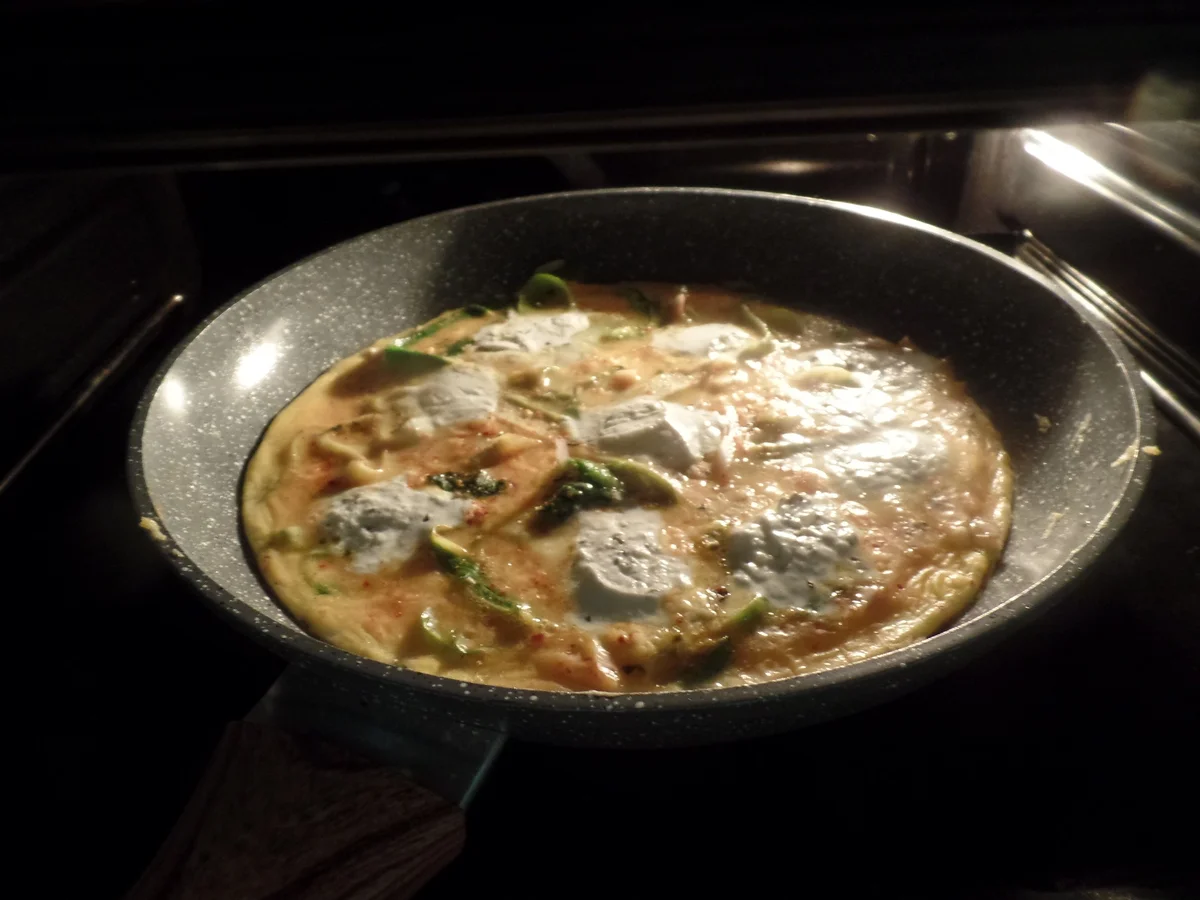 Rezept: Zucchini-Frittata mit Ziegenrahm Bild Nr. 8163 Zucchini-Frittata mit Ziegenrahm - Rezept - Bild Nr. 8163