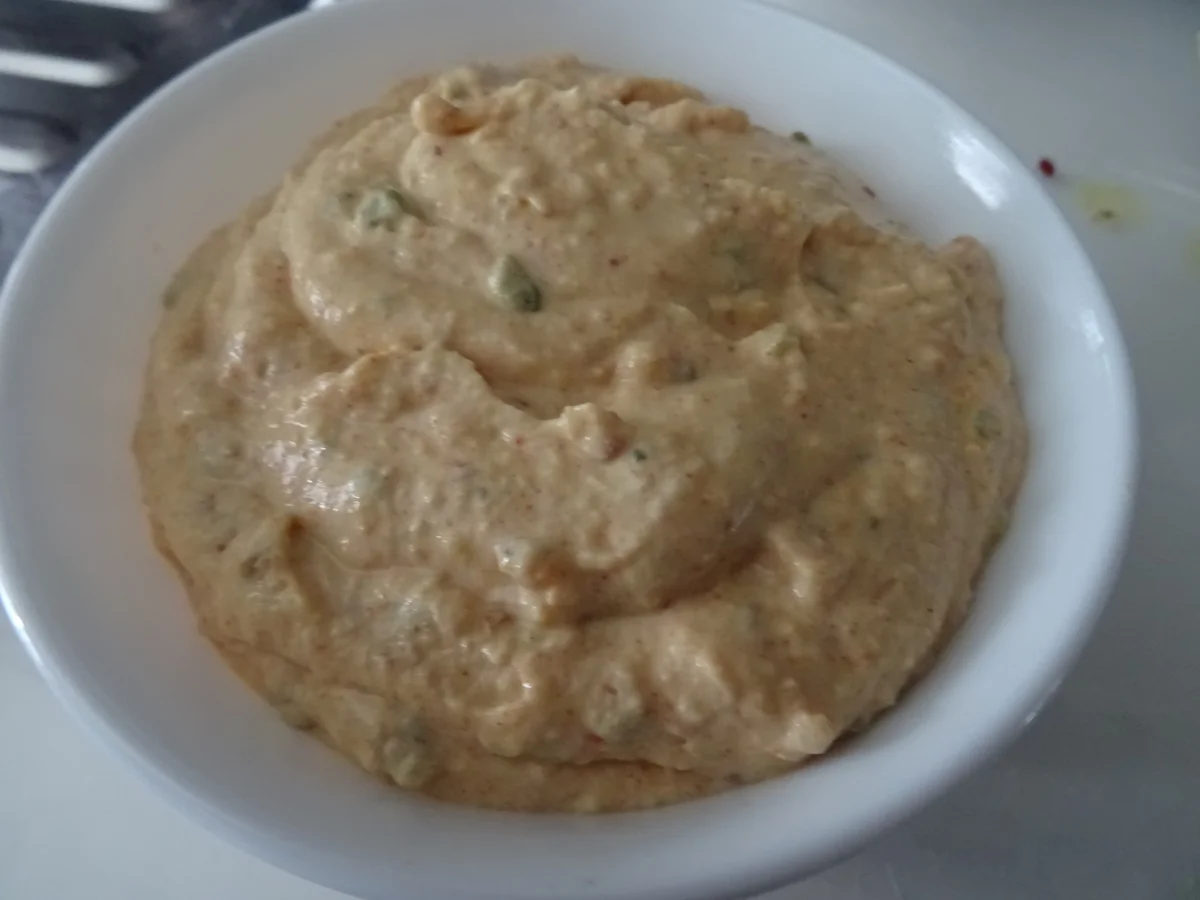 Rezept: Hähnchenspieße, Couscous-Salat und Dattel-Aprikosen-Dip Bild Nr. 8167 Hähnchenspieße, Couscous-Salat und Dattel-Aprikosen-Dip - Rezept - Bild Nr. 8167