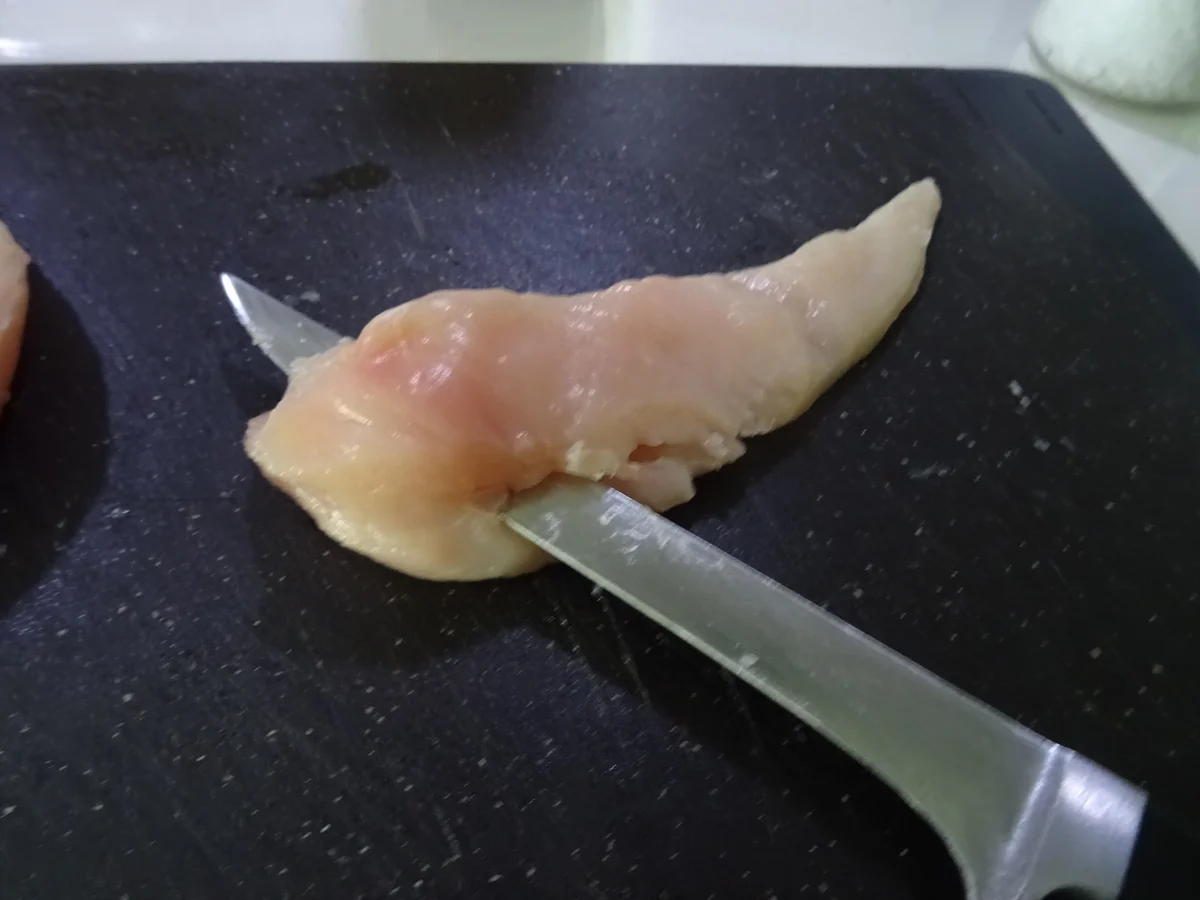 Rezept: Hähnchenspieße, Couscous-Salat und Dattel-Aprikosen-Dip Bild Nr. 8171 Hähnchenspieße, Couscous-Salat und Dattel-Aprikosen-Dip - Rezept - Bild Nr. 8171