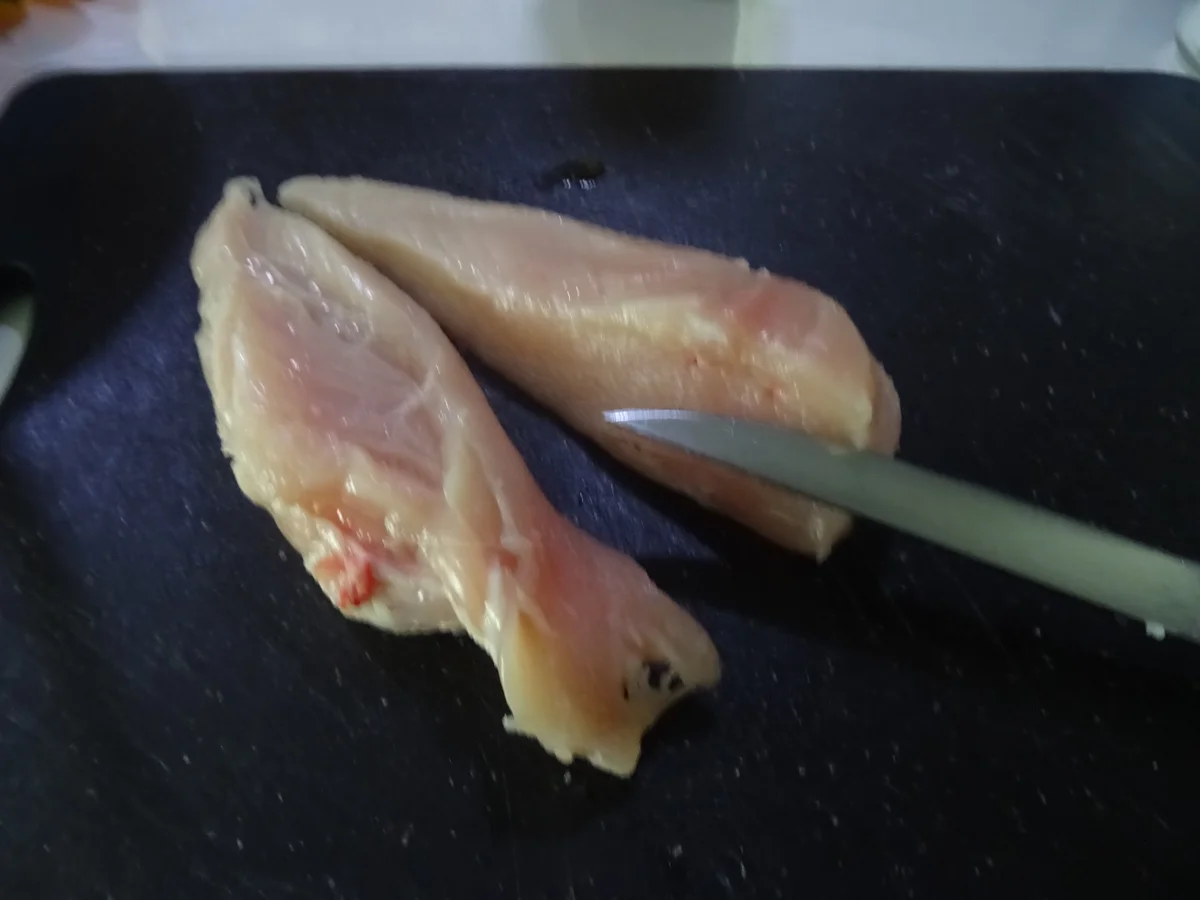 Rezept: Hähnchenspieße, Couscous-Salat und Dattel-Aprikosen-Dip Bild Nr. 8173 Hähnchenspieße, Couscous-Salat und Dattel-Aprikosen-Dip - Rezept - Bild Nr. 8173