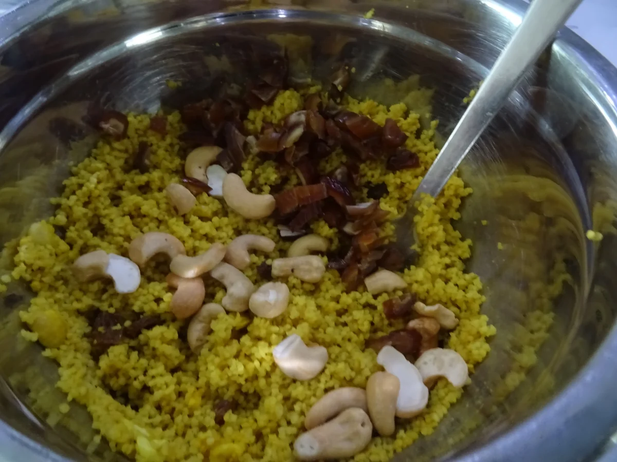 Rezept: Hähnchenspieße, Couscous-Salat und Dattel-Aprikosen-Dip Bild Nr. 8174 Hähnchenspieße, Couscous-Salat und Dattel-Aprikosen-Dip - Rezept - Bild Nr. 8174