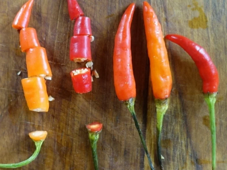 Rezept: Telur Balado - Gekochte Eier auf Balado Art Bild Nr. 8170 Telur Balado - Gekochte Eier auf Balado Art - Rezept - Bild Nr. 8170