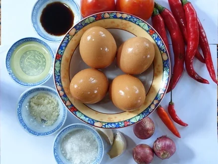Rezept: Telur Balado - Gekochte Eier auf Balado Art Bild Nr. 8174 Telur Balado - Gekochte Eier auf Balado Art - Rezept - Bild Nr. 8174
