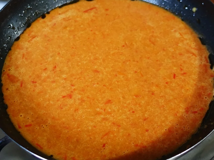 Gekochte Eier auf Balado Art mit Mungokeimlingen und würzigem Erdnusskräcker - Rezept - Bild Nr. 8182