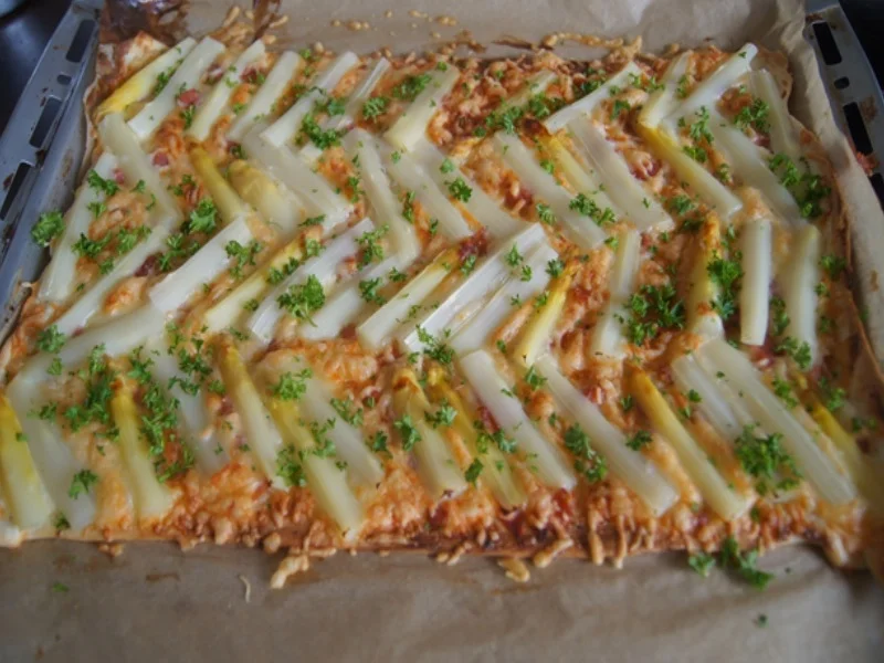 Flammkuchen mit Spargel - Rezept - Bild Nr. 12
