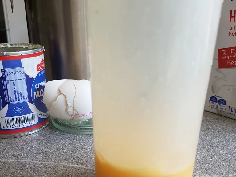 EIS *Vanille* mit Obst und Caramel - Rezept - Bild Nr. 8173