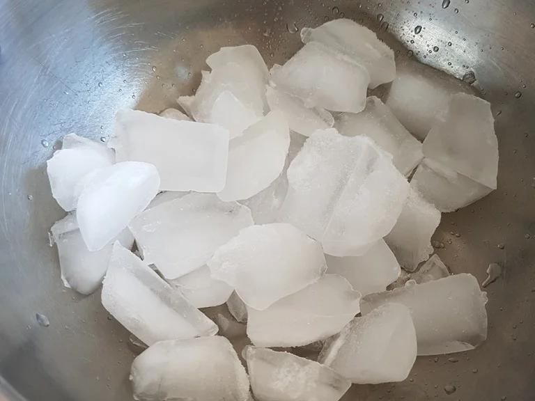 EIS *Vanille* mit Obst und Caramel - Rezept - Bild Nr. 8174