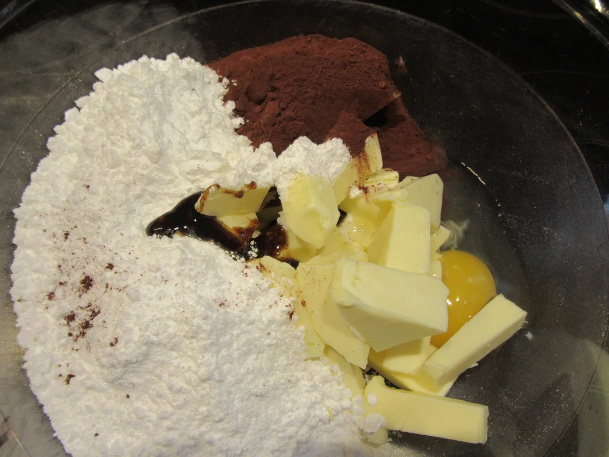 Backen: Schokoschnitten mit Buttercreme - Rezept - Bild Nr. 8175