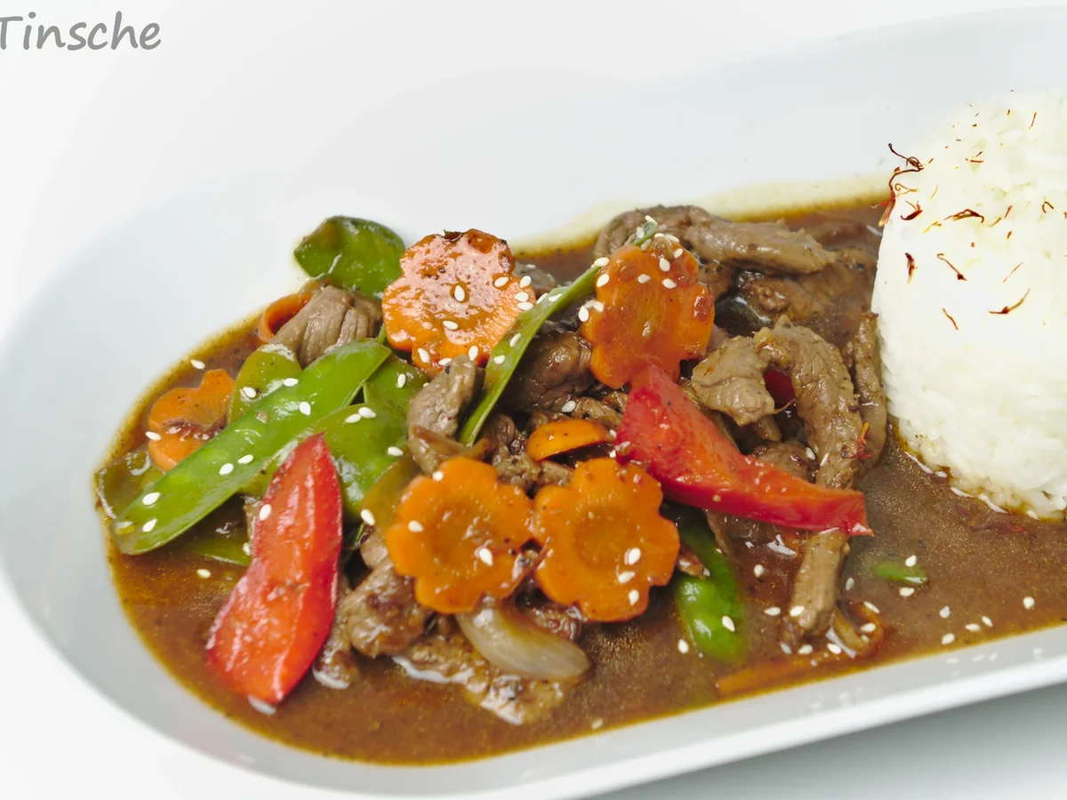 Asiatisches Pfeffer-Rind, Gemüse & Jasminreis - Rezept - Bild Nr. 8180