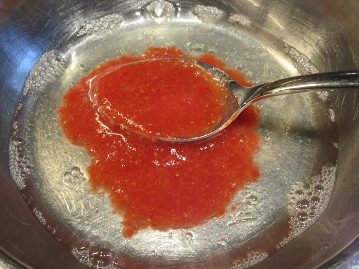 Backen: St.-Honoré-Torte mit Erdbeercreme - Rezept - Bild Nr. 8187