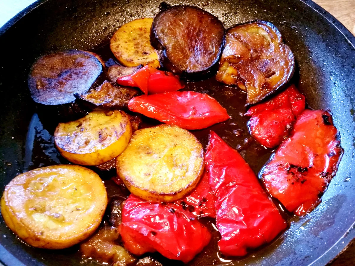 Wachtelschenkel - mediterran zubereitet - Rezept - Bild Nr. 8178