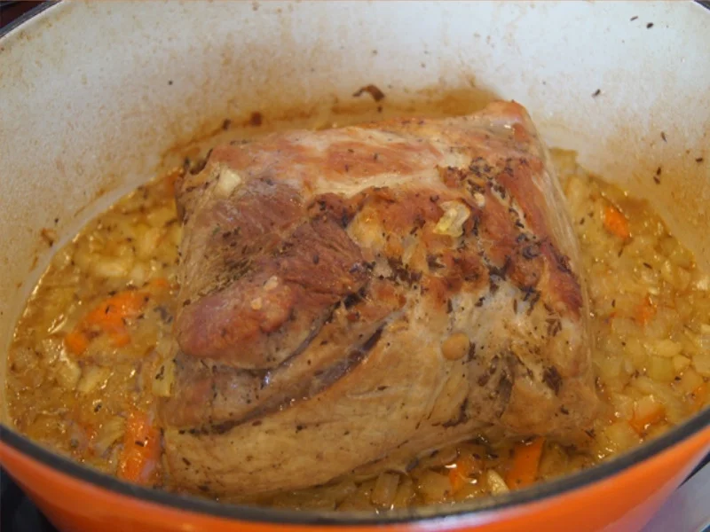 Schinken-Krustenbraten mit Sauce, Spargel und Frühkartoffeln - Rezept - Bild Nr. 8184