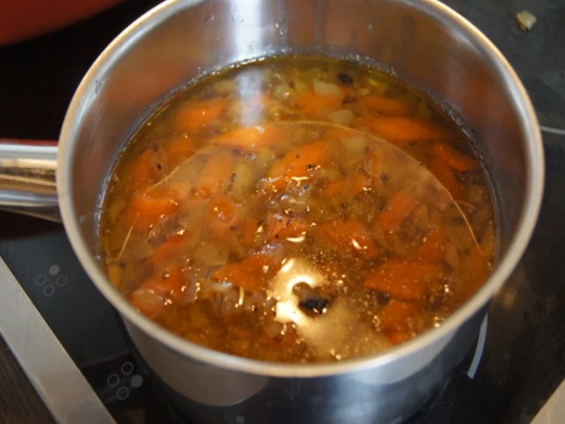 Schinken-Krustenbraten mit Sauce, Spargel und Frühkartoffeln - Rezept - Bild Nr. 8189