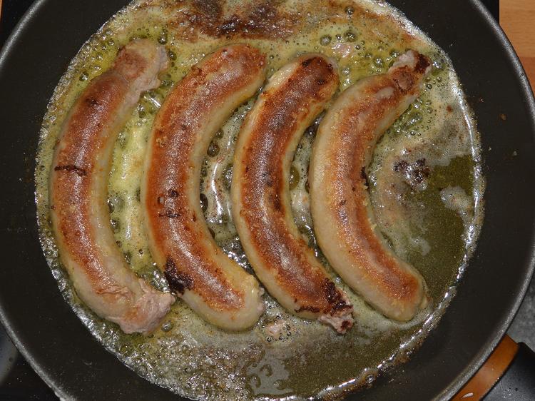 Schlesische Bratwurst Schlesische Weißwurst Rezept kochbar.de