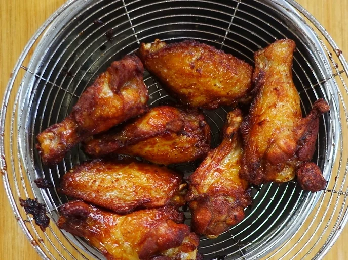 Balinesische Chicken Wings in süß-würziger-BBQ-Sauce - Rezept - Bild Nr. 8180