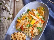Thai Nudeln mit Mango, Erdnüssen & Saté-Hühnchen á la Stefan Wiertz - Rezept - Bild Nr. 8185