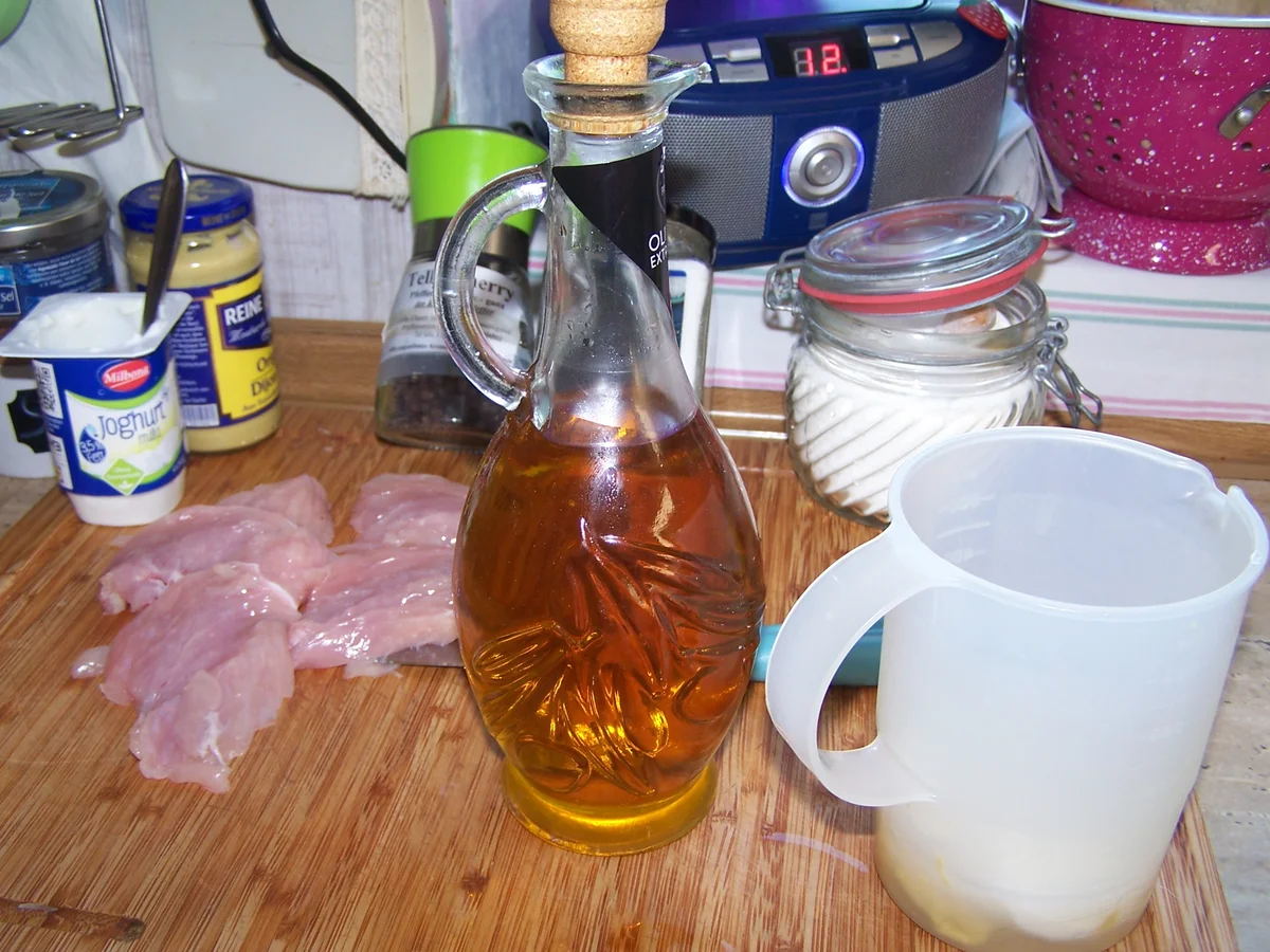 Spargel mit Putenbrust Teile und einem kleinen Salat - Rezept - Bild Nr. 8199