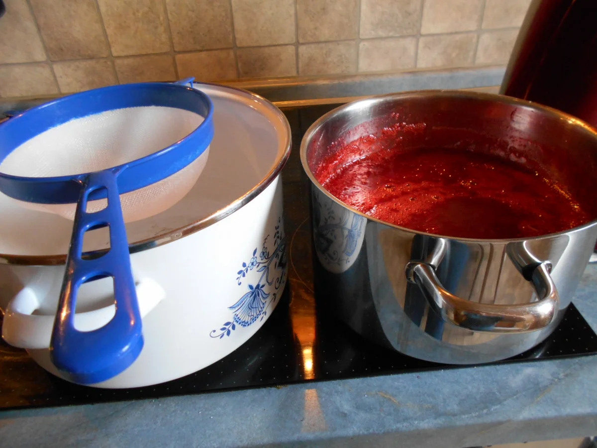 Erdbeermarmelade besonders fein - Rezept - Bild Nr. 8208