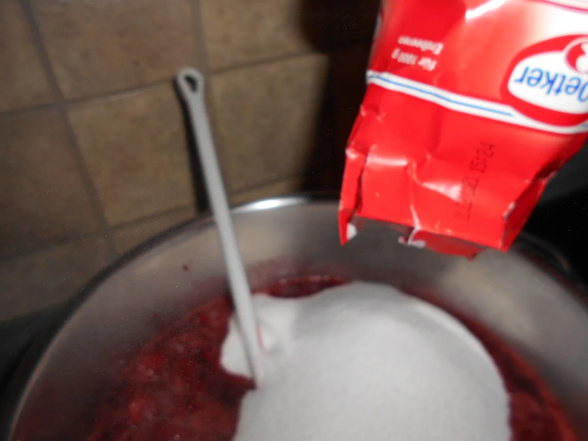 Erdbeermarmelade besonders fein - Rezept - Bild Nr. 8202