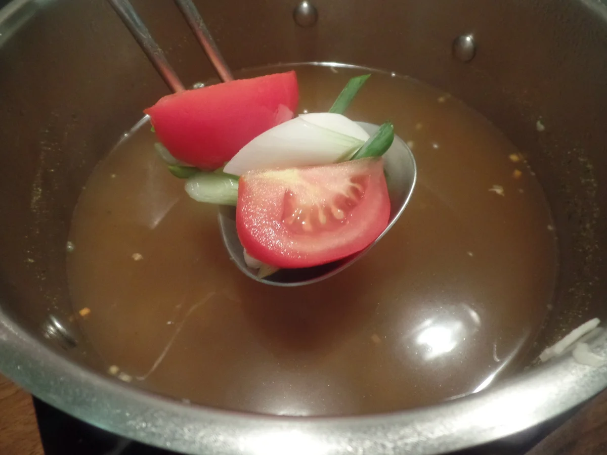 Rezept: Rindersuppe mit Zitronengras Bild Nr. 8204 Rindersuppe mit Zitronengras - Rezept - Bild Nr. 8204