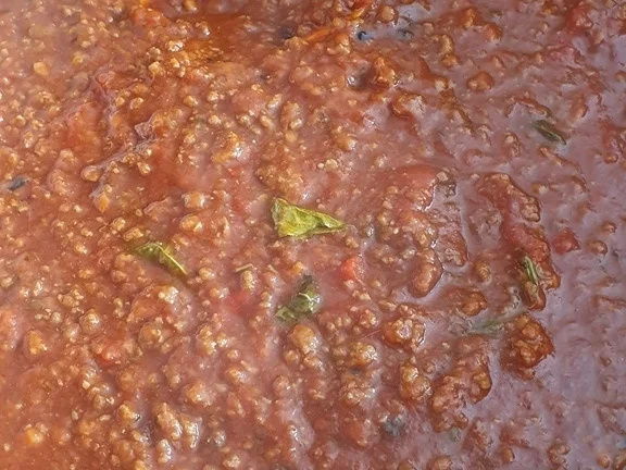 Kindheitserinnerung "Spaghetti Bolognese" = Kochbar Challenge 6.0 (Juni 2019) - Rezept - Bild Nr. 8211