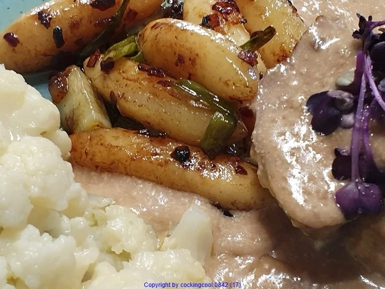 Schweinefilet in Buttermilch gegart - Rezept - Bild Nr. 8215