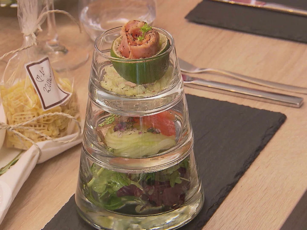Lachs an Tonic-Gurkenspaghetti und Wasabi-Avocado-Creme - Rezept - Bild Nr. 2