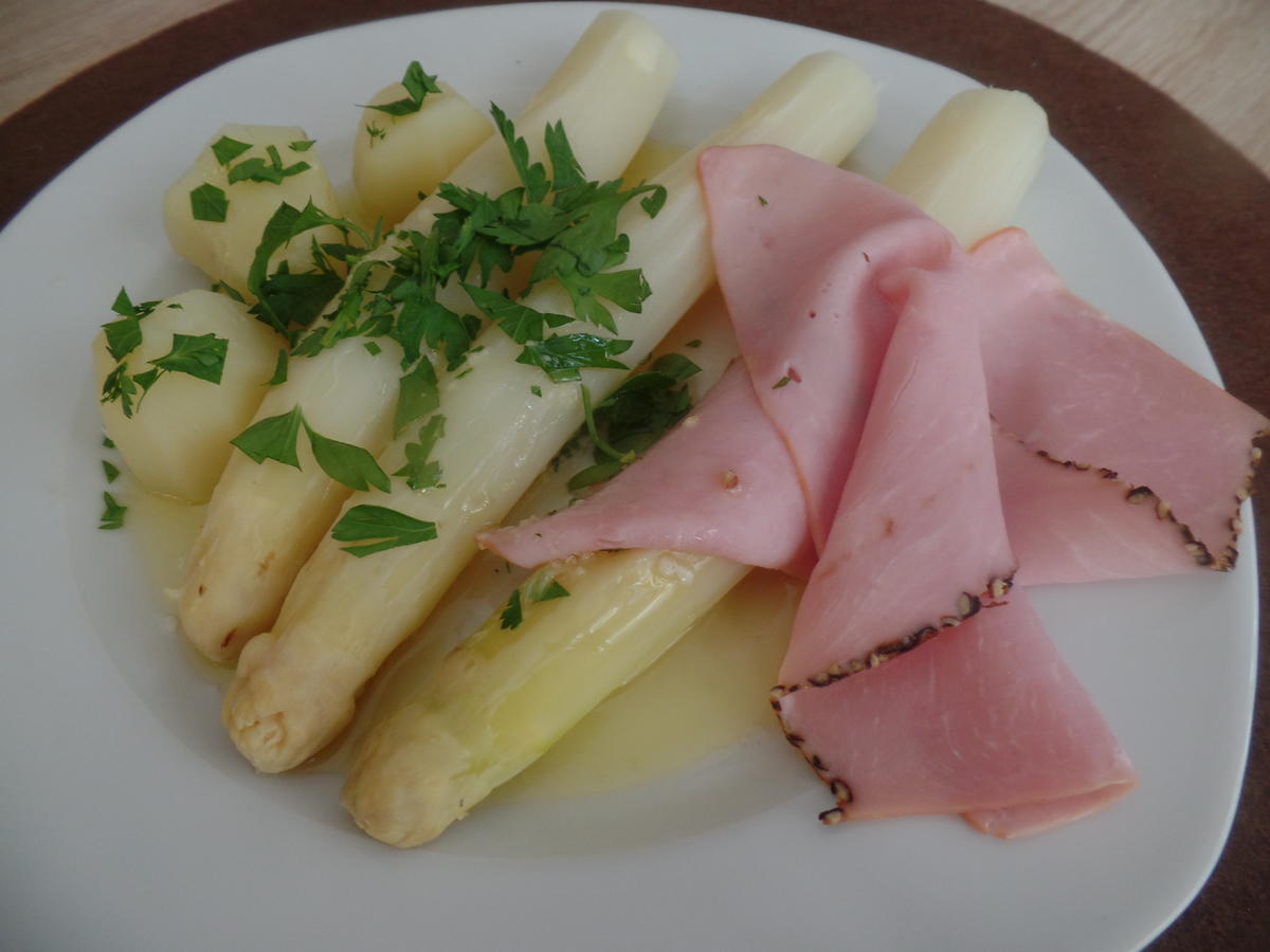 Spargel  mit Kartoffeln und Pfefferschinken - Rezept - Bild Nr. 8226