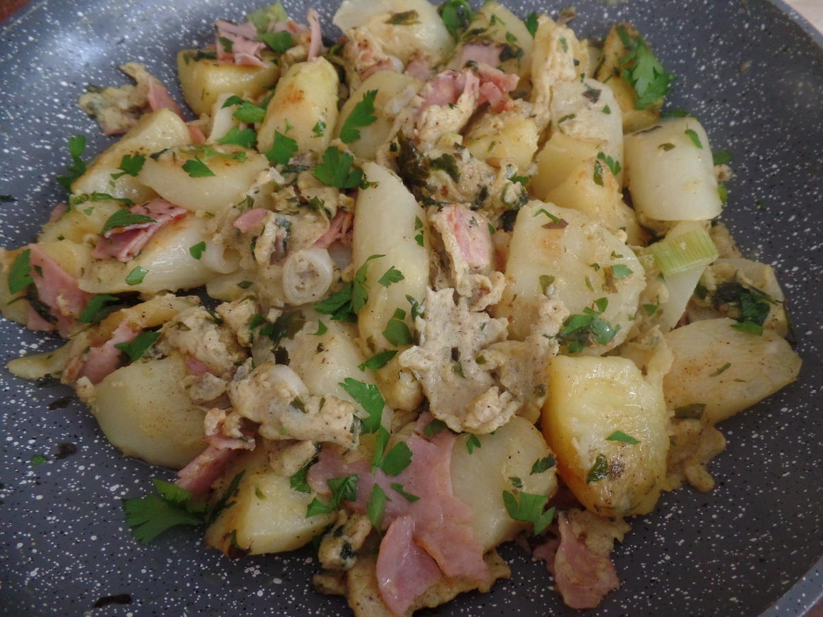 Spargel-Kartoffel-Gröstl - Rezept mit Bild - kochbar.de