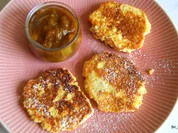 Süßspeise: Quarkpuffer mit Rhabarberkompott - Rezept - Bild Nr. 2