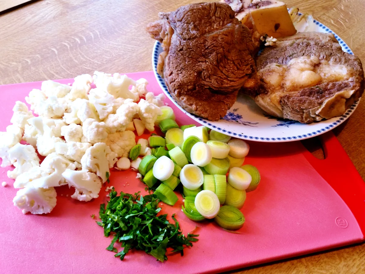Kindheitserinnerung "Schlesische Nudelsuppe" = kochbar Challenge 6.0 (Juni 2019) - Rezept - Bild Nr. 8254