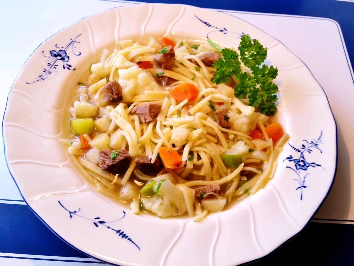 Kindheitserinnerung "Schlesische Nudelsuppe" = kochbar Challenge 6.0 (Juni 2019) - Rezept - Bild Nr. 8255