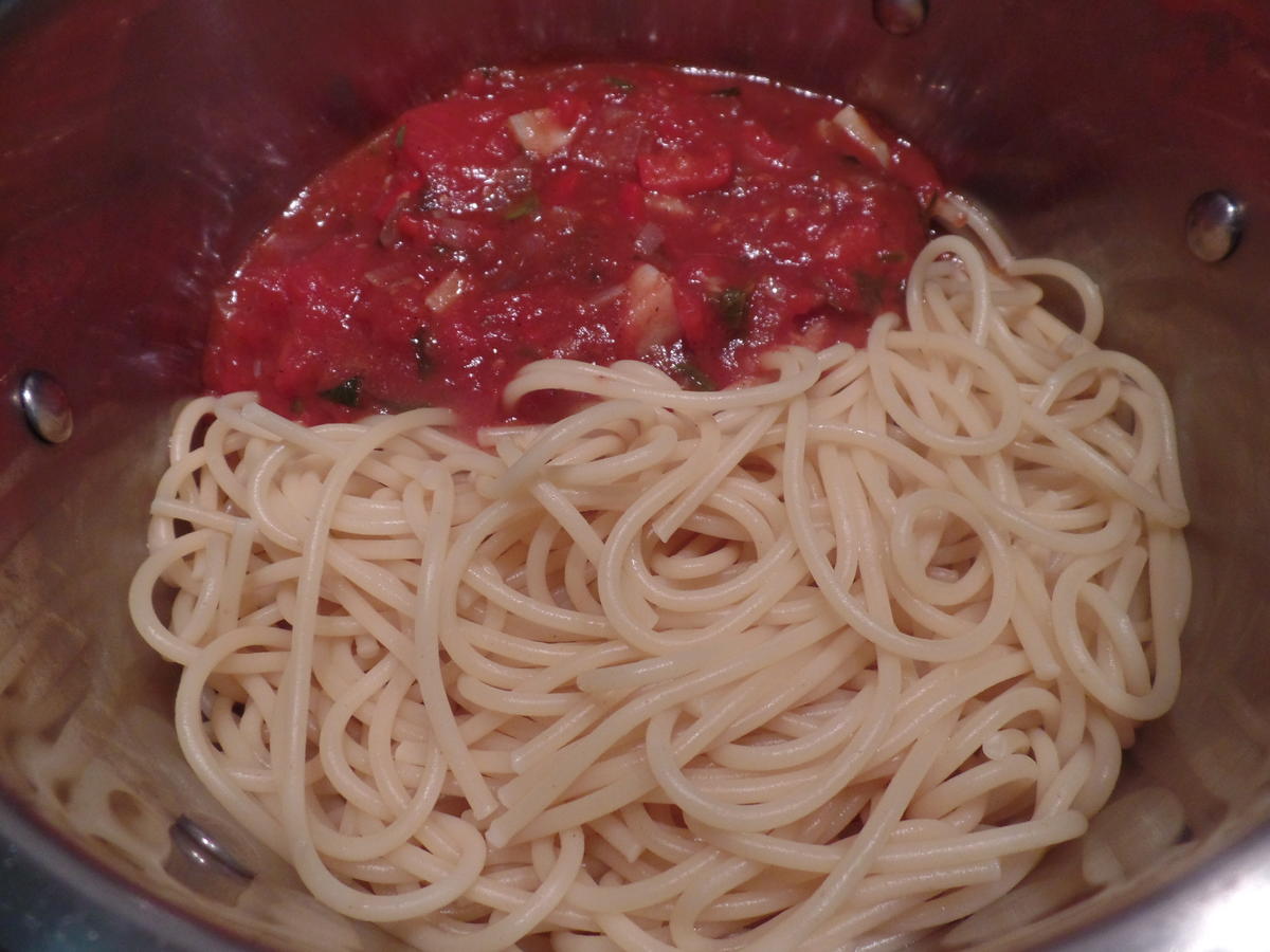 Spaghetti All"Arrabbiata - Rezept - Bild Nr. 8252