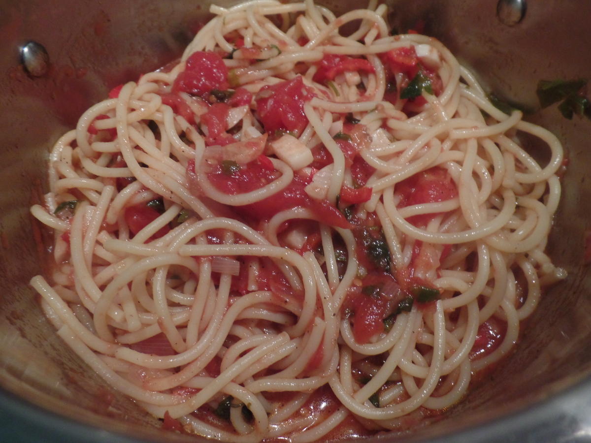 Spaghetti All"Arrabbiata - Rezept - Bild Nr. 8253